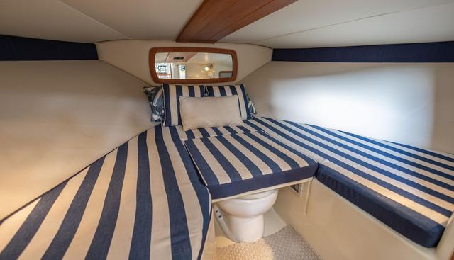 Pequeno Corazon yacht for sale 19