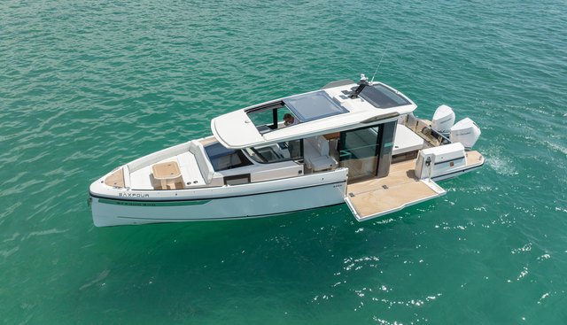 340GTWA-179 yacht for sale 13