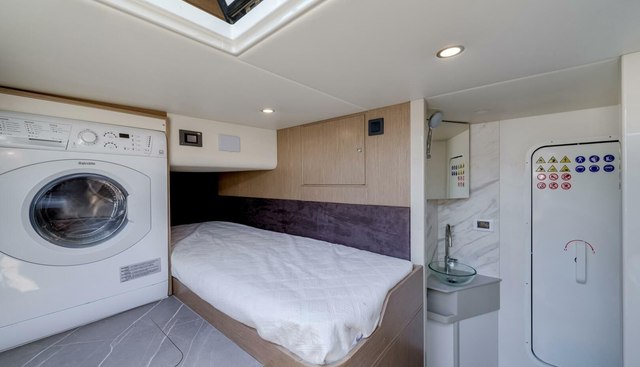 noname yacht for sale 54