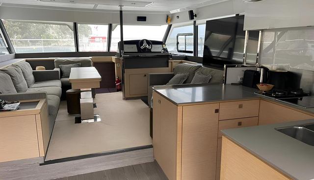FOUNTAINE PAJOT MY6 yacht for sale 15