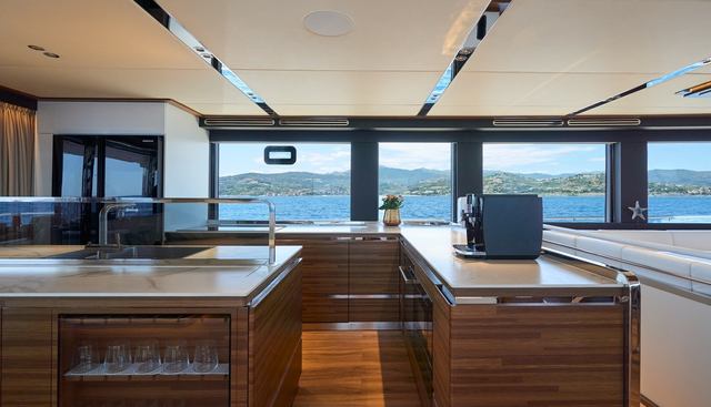 ATRAVERSIA yacht for sale 12