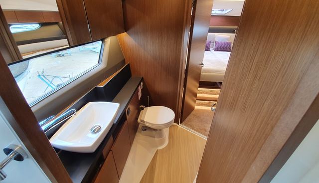 Swysh yacht for sale 18