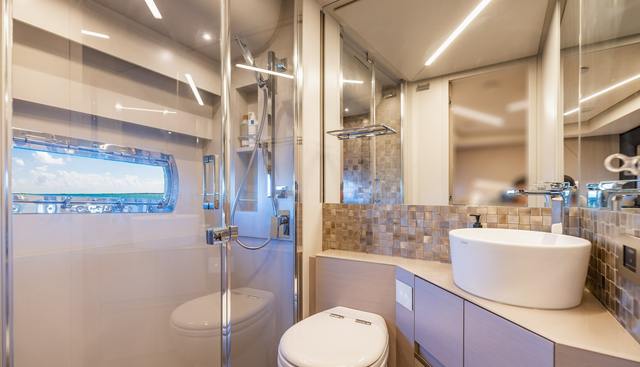 UNREEL yacht for sale 28