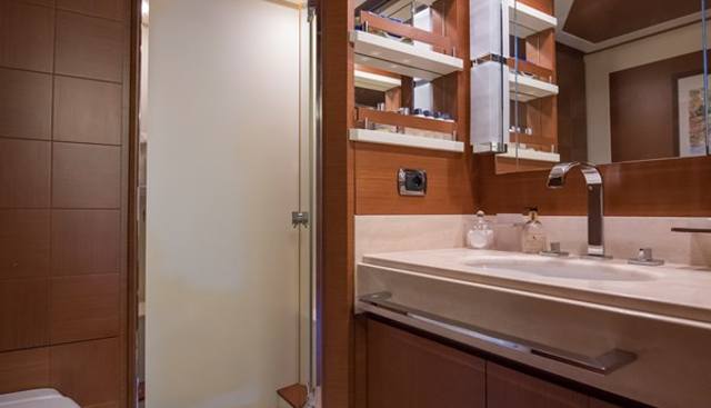 LA RUBIA yacht for sale 62