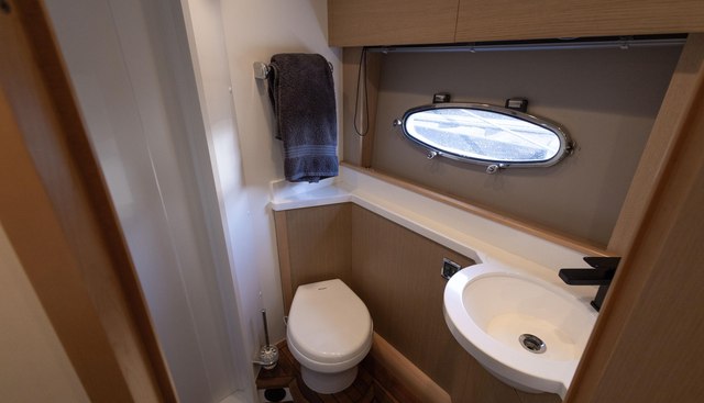 noname yacht for sale 52