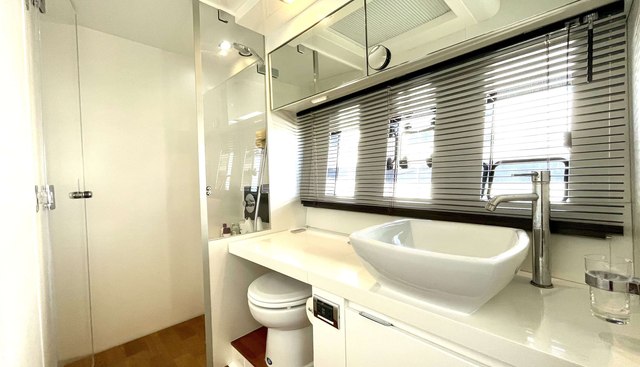 noname yacht for sale 33