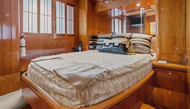 EL MIRAR II yacht for sale 15