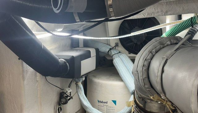 noname yacht for sale 32