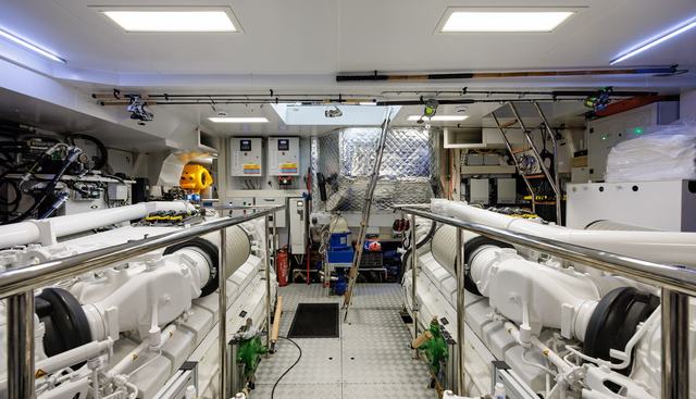 STILE DI VITA yacht for sale 39