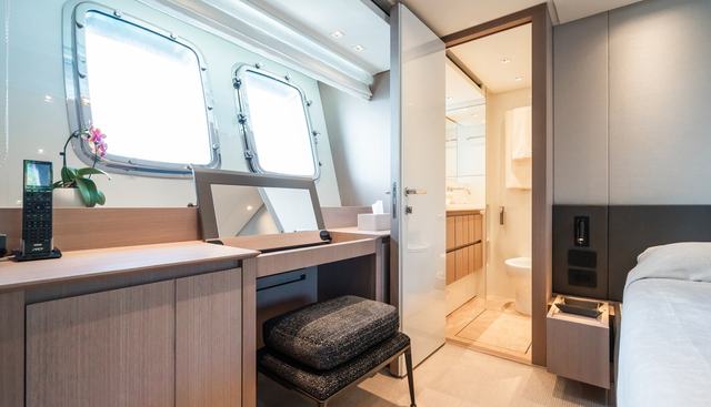 Fitline yacht for sale 35