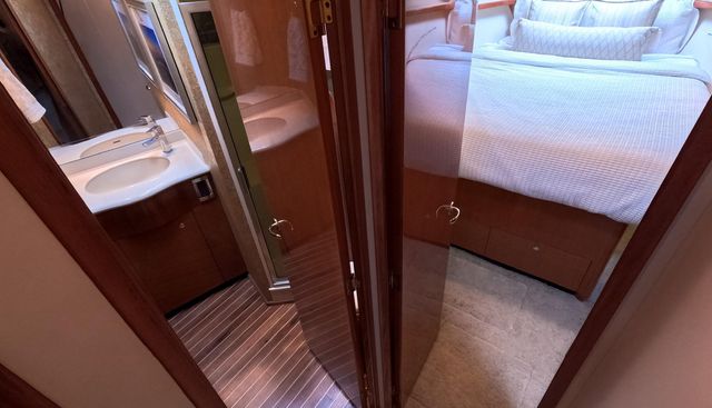 FARMERS DAUGHTER yacht for sale 15