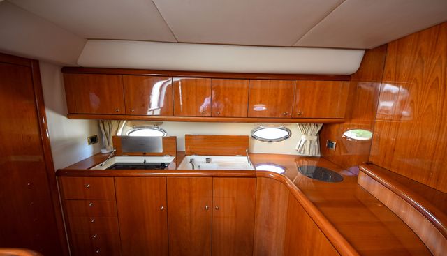 AMANA yacht for sale 19