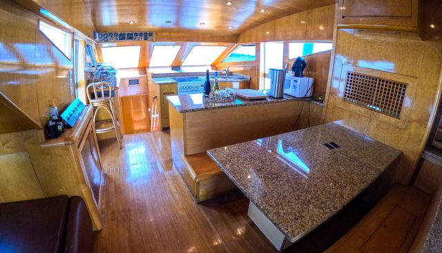 ANTIQUITY yacht for sale 23