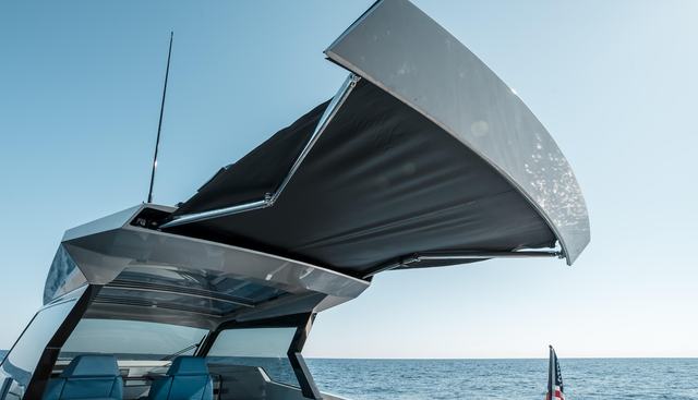 Robin's Nest yacht for sale 32