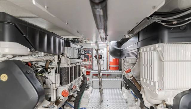 Commodore One yacht for sale 35