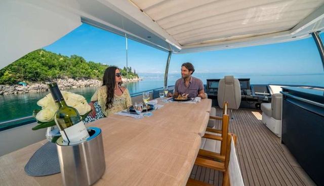 LARIMAR II yacht for sale 13