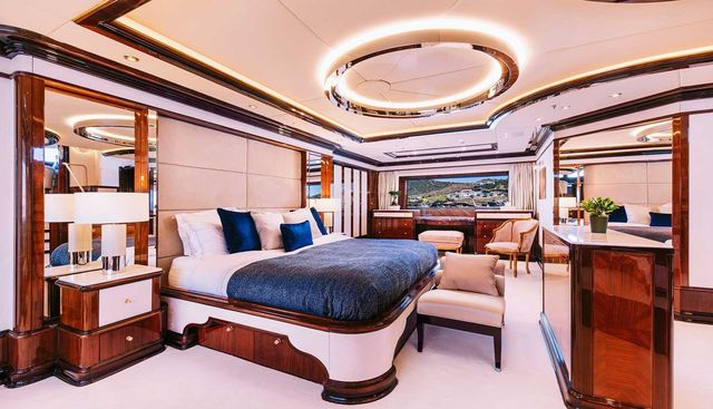 IDYLLIC yacht for sale 18