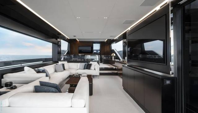 RIVA DIVA yacht for sale 9