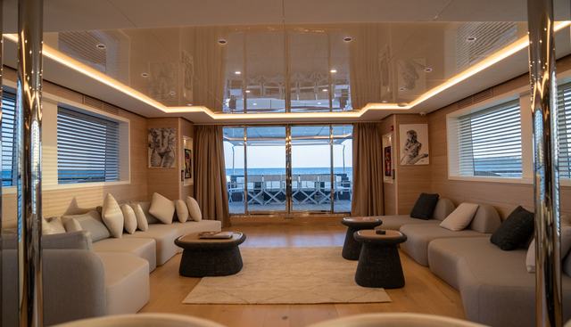 AQUILA yacht for sale 5