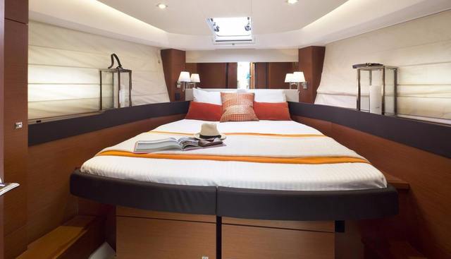 Bee's Knees yacht for sale 18