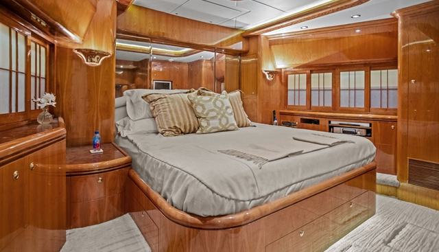 EL MIRAR II yacht for sale 14