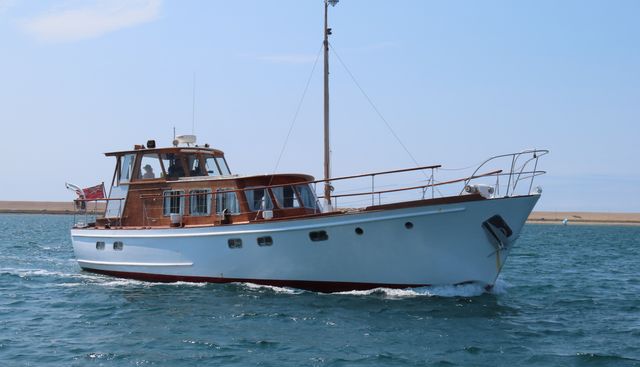 Adrienne yacht for sale 37