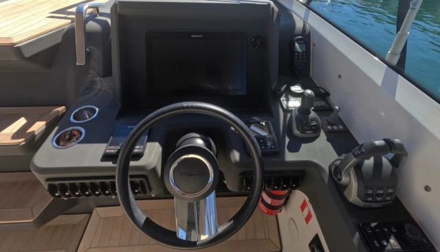 One More yacht for sale 14