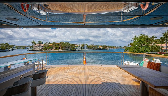 PURA VIDA yacht for sale 13