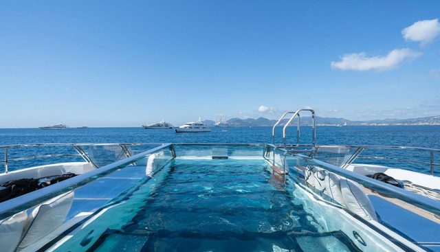 ALULIM yacht for sale 8