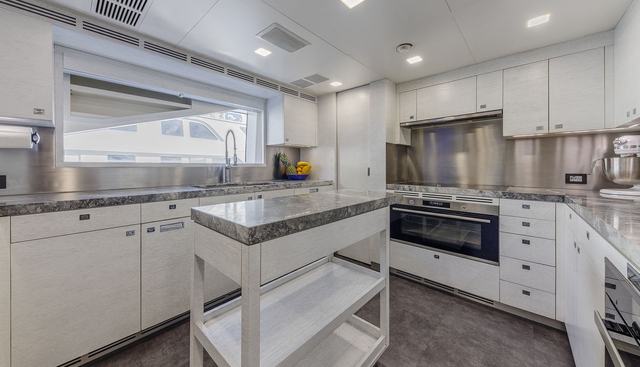 H yacht for sale 37