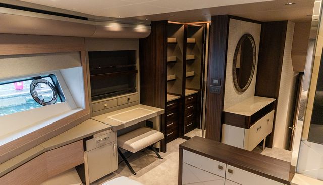 5322488 yacht for sale 47