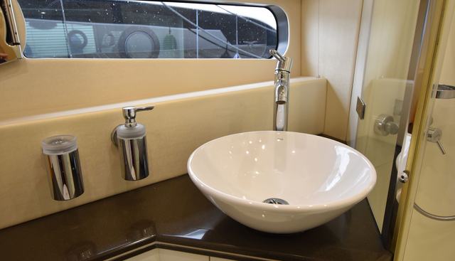 VOLANTIS yacht for sale 40