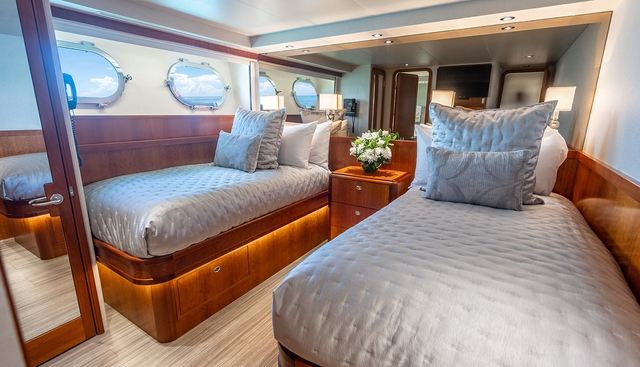 Kemosabe yacht for sale 43