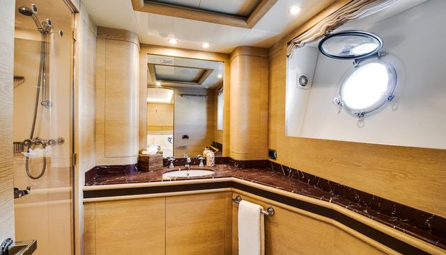 GRACE yacht for sale 37