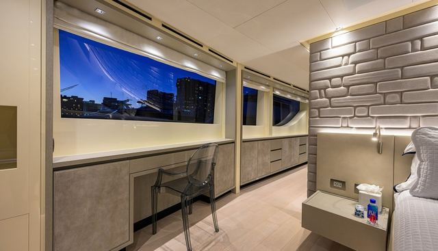 PHOENIX yacht for sale 44