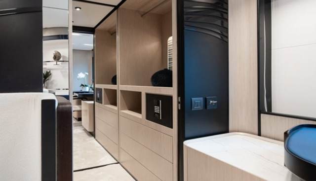 TOPAZ yacht for sale 10
