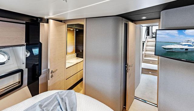 GOOD GIRL yacht for sale 57