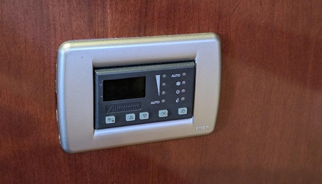 noname yacht for sale 22