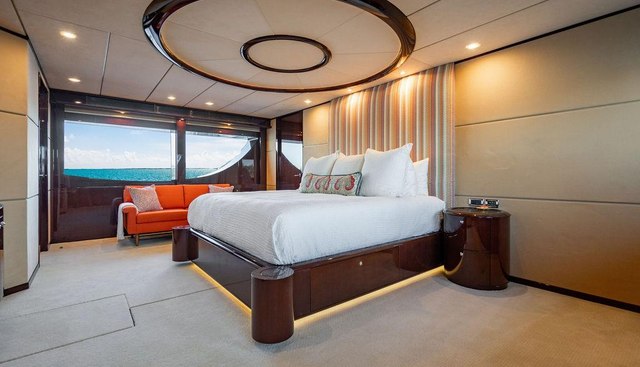 TRUE NORTH yacht for sale 23