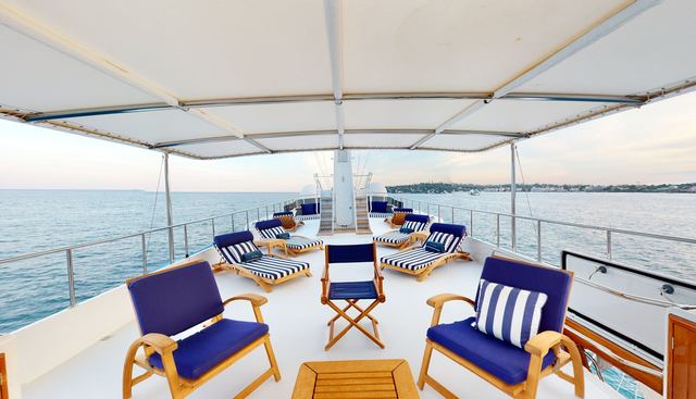 WILAMINA yacht for sale 33