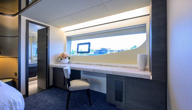 C3 yacht for sale 33