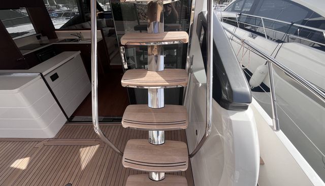 noname yacht for sale 9