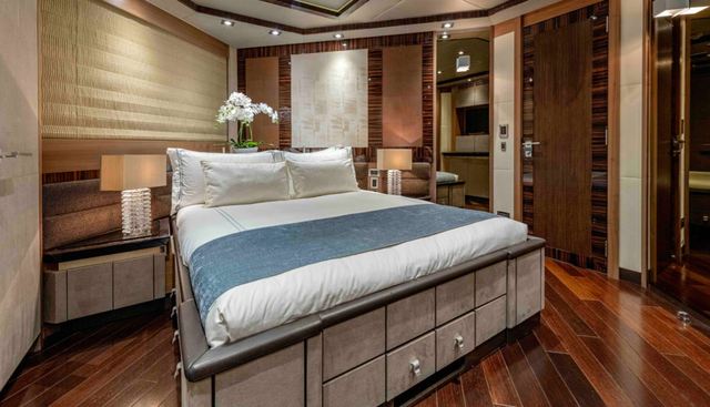 PALMER JOHNSON 150 yacht for sale 37