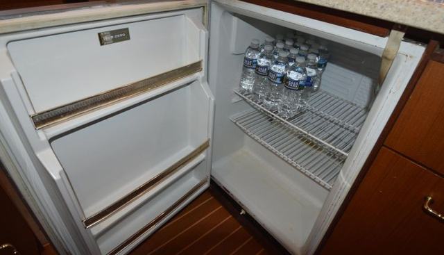 DRAM-BUOY yacht for sale 20