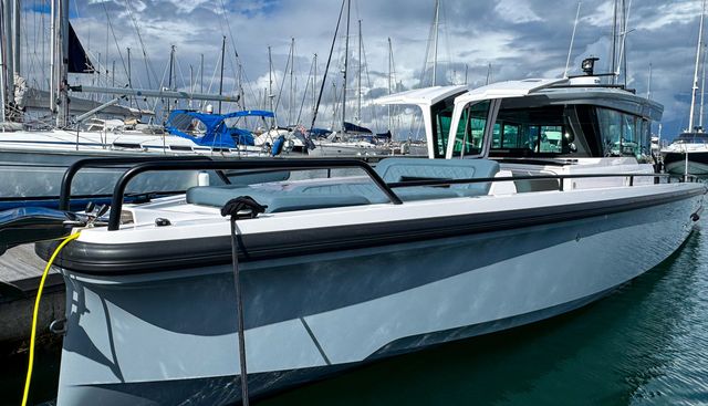 DYLIS yacht for sale 4