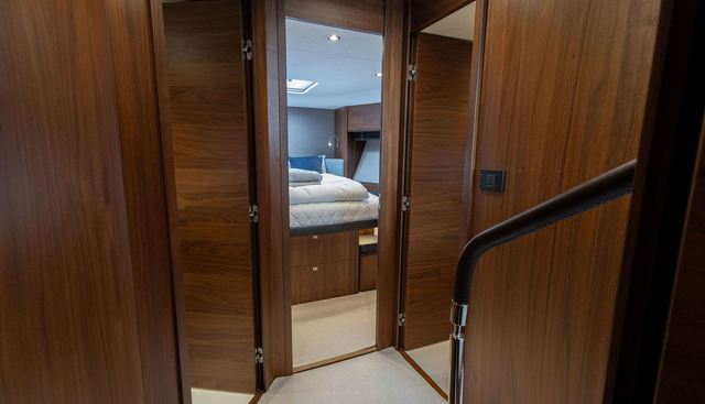 noname yacht for sale 27