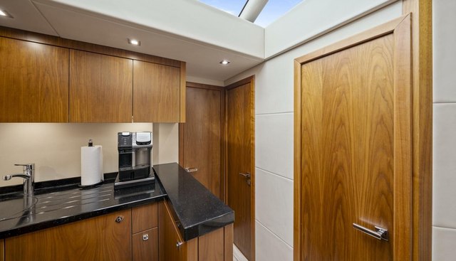 noname yacht for sale 28