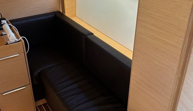 Dignity yacht for sale 34