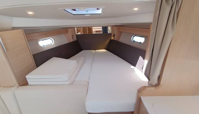 Paulina II yacht for sale 12