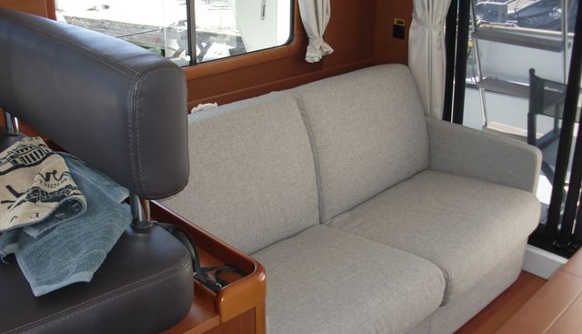noname yacht for sale 4